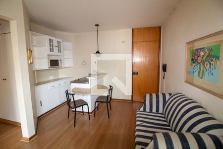 Sala de apartamento para alugar com 1 quarto, 40m² em Brooklin Paulista, São Paulo