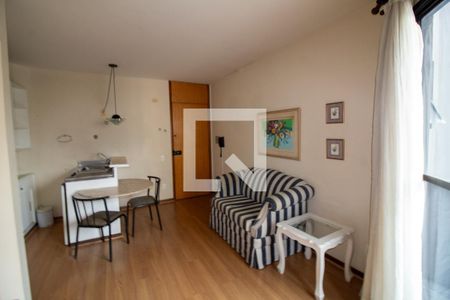 Sala de apartamento para alugar com 1 quarto, 40m² em Brooklin Paulista, São Paulo