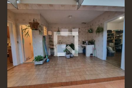 Casa à venda com 20m², 3 quartos e 6 vagas