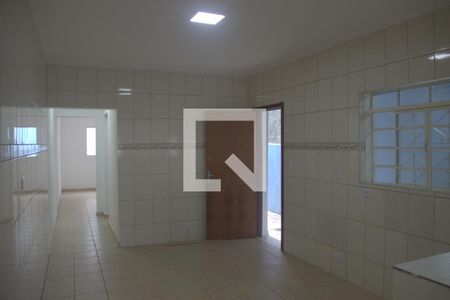 Cozinha de casa para alugar com 3 quartos, 188m² em Jardim Santo André, Sorocaba