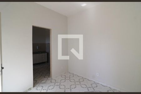 Sala de apartamento para alugar com 1 quarto, 55m² em Jardim Guanabara, Rio de Janeiro