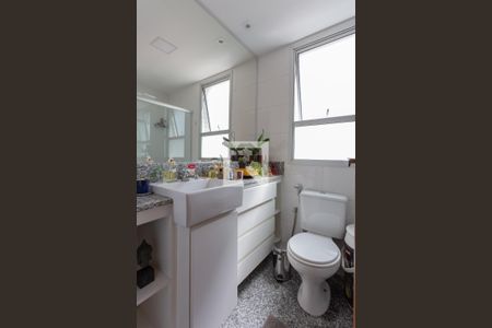 Apartamento para alugar com 90m², 2 quartos e 2 vagasBanheiro