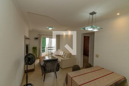 Sala de Estar/Jantar  de apartamento à venda com 2 quartos, 68m² em Taquaral, Campinas