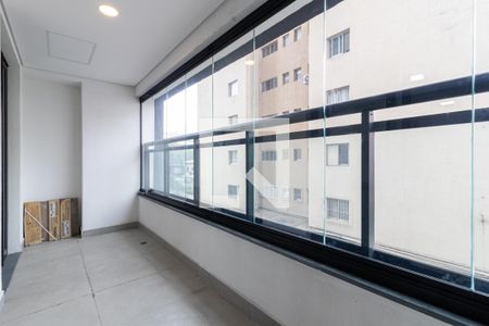 Varanda de kitnet/studio para alugar com 1 quarto, 42m² em Moema, São Paulo