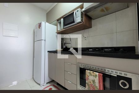 Cozinha de apartamento à venda com 2 quartos, 52m² em Vila Curuçá, Santo André