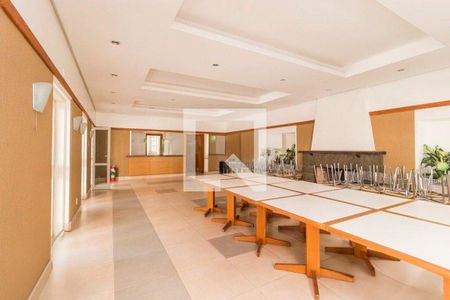 Apartamento à venda com 136m², 3 quartos e 1 vaga Apartamento à venda com 136m², 3 quartos e 1 vagaÁrea comum - Salão de festas