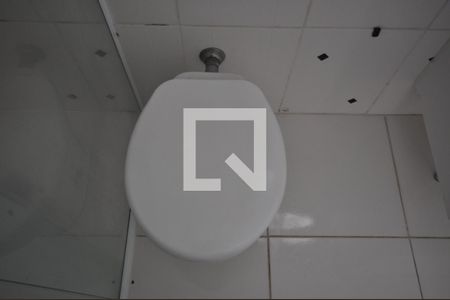 Casa à venda com 179m², 4 quartos e 2 vagasBanheiro Social