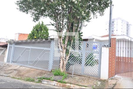 Casa à venda com 179m², 4 quartos e 2 vagasFachada