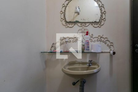 Casa para alugar com 466m², 6 quartos e 4 vagasBanheiro - Quarto 8 - Suíte