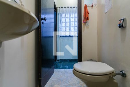 Casa para alugar com 466m², 6 quartos e 4 vagasBanheiro - Quarto 8 - Suíte