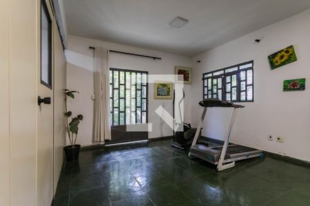 Casa para alugar com 466m², 6 quartos e 4 vagasQuarto 2
