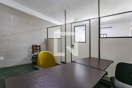 Casa para alugar com 466m², 6 quartos e 4 vagasQuarto 3 - Escritório
