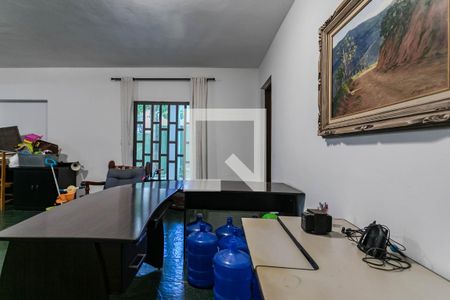 Casa para alugar com 466m², 6 quartos e 4 vagasSala