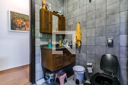 Casa para alugar com 466m², 6 quartos e 4 vagasBanheiro 3