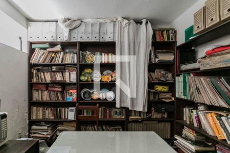 Casa para alugar com 466m², 6 quartos e 4 vagasQuarto 2