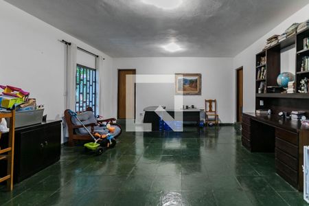 Casa para alugar com 466m², 6 quartos e 4 vagasSala