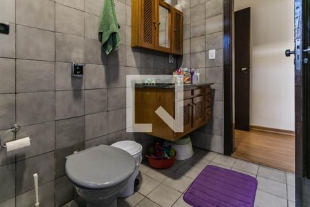 Casa para alugar com 466m², 6 quartos e 4 vagasBanheiro - Quarto 5 - Suíte