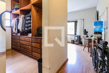 Casa para alugar com 466m², 6 quartos e 4 vagasQuarto 7 - Suíte