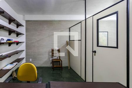 Casa para alugar com 466m², 6 quartos e 4 vagasQuarto 3 - Escritório