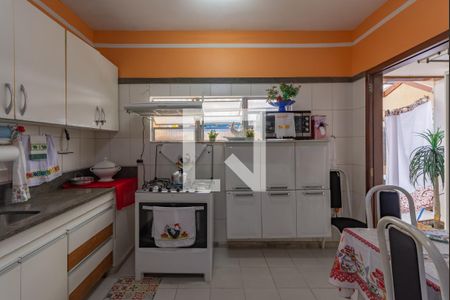 Casa para alugar com 125m², 3 quartos e 3 vagas Casa para alugar com 125m², 3 quartos e 3 vagasCozinha