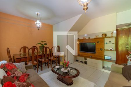 Sala de casa para alugar com 3 quartos, 125m² em Santa Amelia, Belo Horizonte