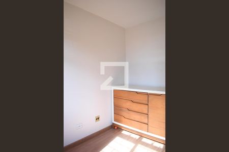 Quarto 2 de apartamento para alugar com 3 quartos, 63m² em Boqueirão, Curitiba