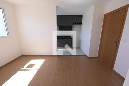 Sala de apartamento para alugar com 2 quartos, 42m² em Chácara São Pedro, Aparecida de Goiânia