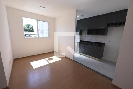 Sala de apartamento para alugar com 2 quartos, 42m² em Chácara São Pedro, Aparecida de Goiânia