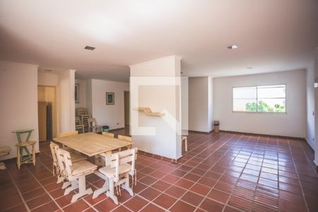 Apartamento para alugar com 43m², 1 quarto e 1 vaga Apartamento para alugar com 43m², 1 quarto e 1 vagaÁrea comum - Salão de festas