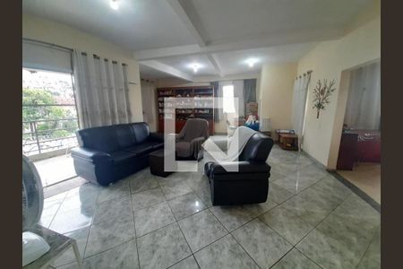 Casa à venda com 3 quartos, 547m² em Glória, Belo Horizonte
