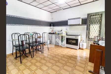 Casa à venda com 75m², 2 quartos e sem vaga Casa à venda com 75m², 2 quartos e sem vagaCozinha