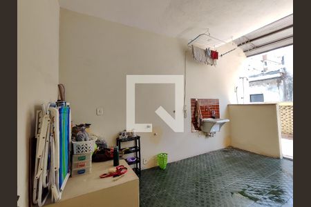 Apartamento à venda com 166m², 3 quartos e 1 vagaÁrea de Serviço