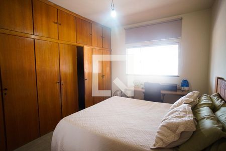 Quarto 1 de casa à venda com 3 quartos, 235m² em Rio Branco, Belo Horizonte