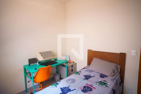 Casa à venda com 235m², 3 quartos e 3 vagas Casa à venda com 235m², 3 quartos e 3 vagasQuarto 2