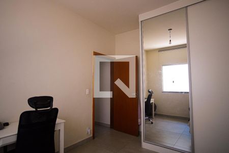 Casa à venda com 235m², 3 quartos e 3 vagas Casa à venda com 235m², 3 quartos e 3 vagasQuarto 3