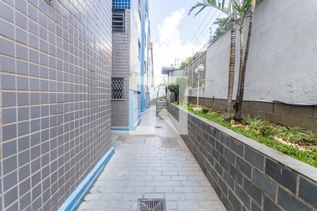 Apartamento para alugar com 45m², 2 quartos e 1 vaga Apartamento para alugar com 45m², 2 quartos e 1 vagaHall de Entrada