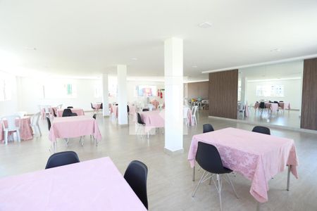 Apartamento para alugar com 49m², 2 quartos e 1 vagaÁrea comum - Salão de festas