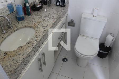 Apartamento para alugar com 178m², 4 quartos e 3 vagasBanheiro da Suíte 1