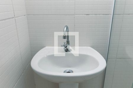 Apartamento para alugar com 40m², 2 quartos e sem vaga Apartamento para alugar com 40m², 2 quartos e sem vagaBanheiro