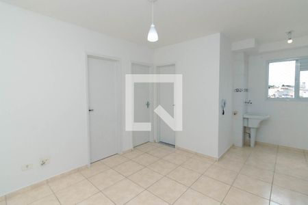 Sala de apartamento para alugar com 2 quartos, 40m² em Vila Nhocuné, São Paulo