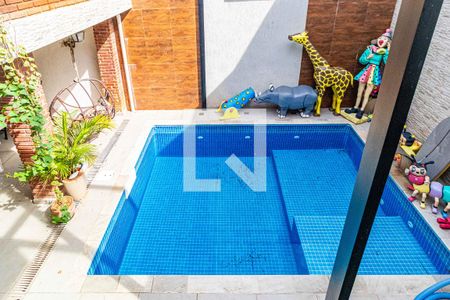 Casa à venda com 297m², 3 quartos e 3 vagasPiscina
