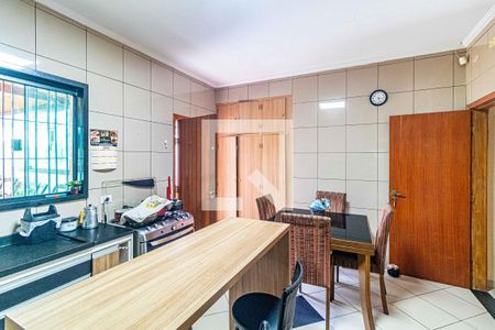 Casa à venda com 297m², 3 quartos e 3 vagasCozinha