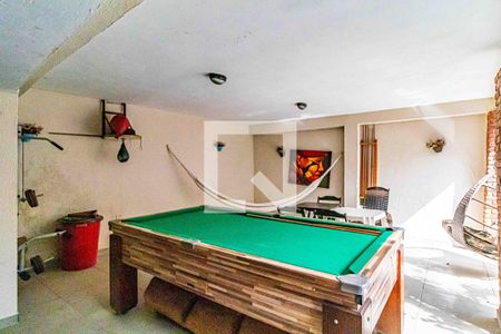 Casa à venda com 297m², 3 quartos e 3 vagasSalão