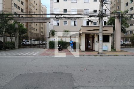 Fachada de apartamento para alugar com 2 quartos, 44m² em Vila Homero Thon, Santo André