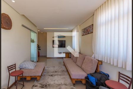 Sala de TV de apartamento à venda com 3 quartos, 173m² em Paquetá, Belo Horizonte