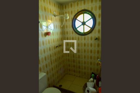 Casa à venda com 170m², 3 quartos e 2 vagas Casa à venda com 170m², 3 quartos e 2 vagasBanheiro da Suíte