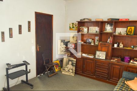 Casa à venda com 170m², 3 quartos e 2 vagas Casa à venda com 170m², 3 quartos e 2 vagasQuarto 2