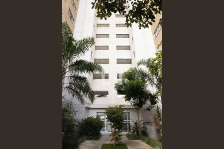 Apartamento para alugar com 25m², 1 quarto e sem vagaPrédio - Dentro do condomínio