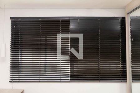 Quarto - Janela fechada de apartamento para alugar com 1 quarto, 25m² em Vila Campanela, São Paulo