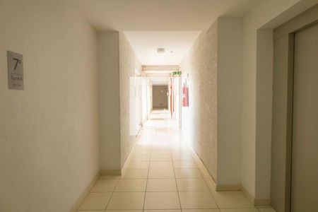 Apartamento para alugar com 25m², 1 quarto e sem vagaCorredor do andar